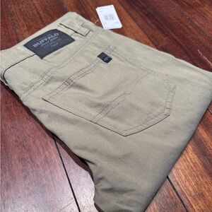 Buffalo David Bitton Six-X Straight Jeans Men's 32x30 Olive Green Stretch Denim